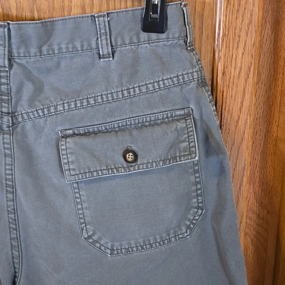 Vintage Munsingwear Light Olive Green Cargo Shorts Casual 34W - Picture 7 of 10